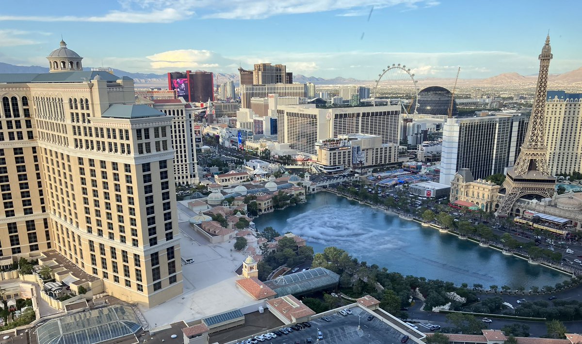 Let’s meet up if you are also at #IMEX22 🙏🏼 so many great experiences ahead!
 #Eventprofs #meetup #lasvegas