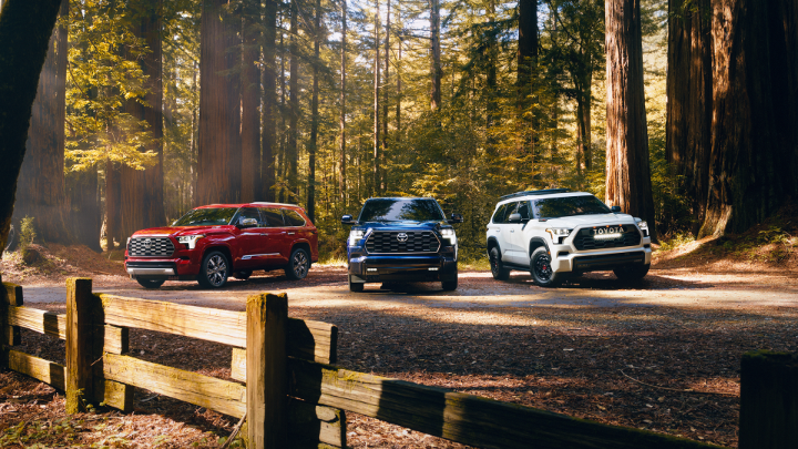 HillsideToyota's tweet photo. It’s #Sequoia season! 🍂 The all-new 2023 Sequoia has arrived: https://t.co/LlmEBb72ts #LetsGoPlaces https://t.co/l8AijaU8wJ https://t.co/CLYipwxXSY
