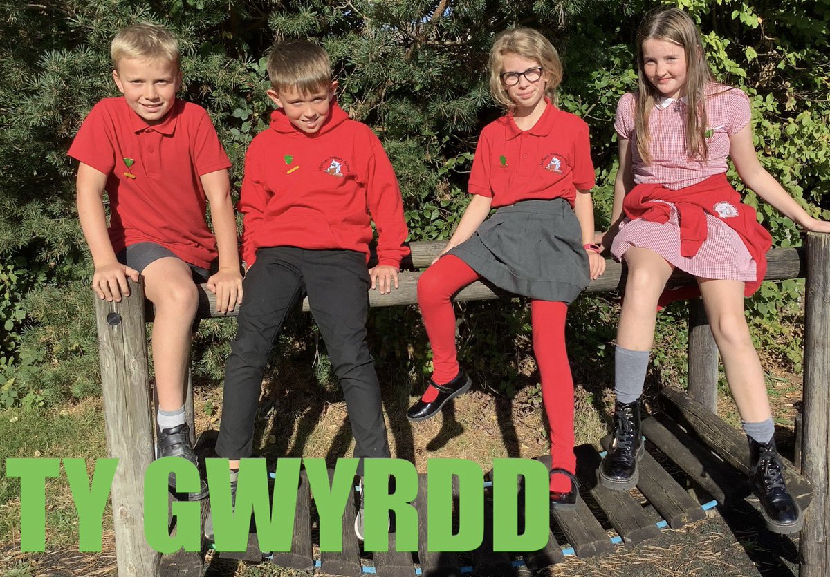 Llysfaen2023's tweet photo. DRUMROLL PLEASE π₯
We are extremely proud to announce our House Captains for 22-23! Llongyfarchiadau!
@LisvaneVillage #ACL #HCI #EIC #ECC #6GJ #6CP https://t.co/A8FFAo4Cw0