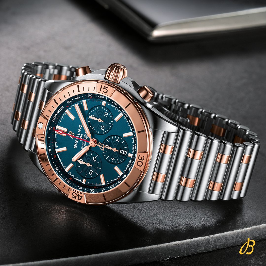 BernieRobbins's tweet photo. Who said you never mix your metals? Clearly, they’ve haven’t seen the @Breitling Chronomat B01 42 in stainless steel and 18k red gold.

Shop Breitling products here: https://t.co/2IAzSBpuNV https://t.co/GNHmpRrZqY