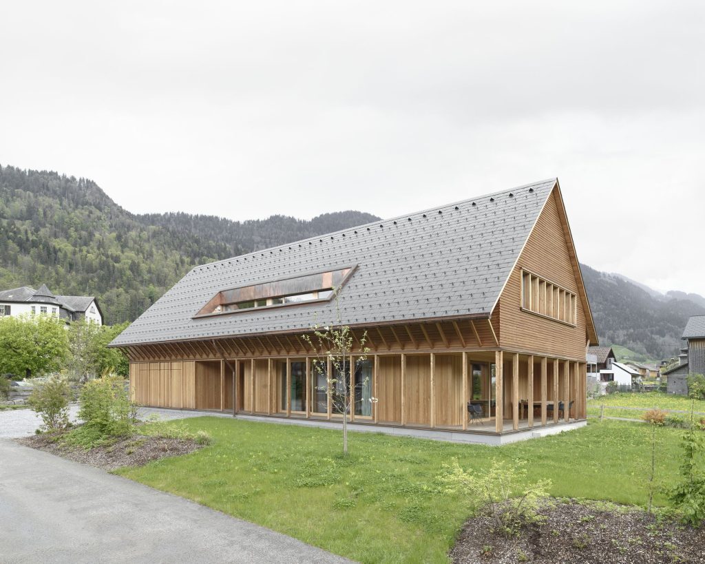 raiarchzzines's tweet photo. #Innauer Matt https://t.co/oJWqId2M2Q | posted by afasia | daily entries on contemporary art and architecture #

House in Grebenbach . Bezau Innauer Matt Architekten . photos: © ADOLF BEREUTER House in Vorarlberg, Austria. _ https://t.co/c3XcjvbXxM