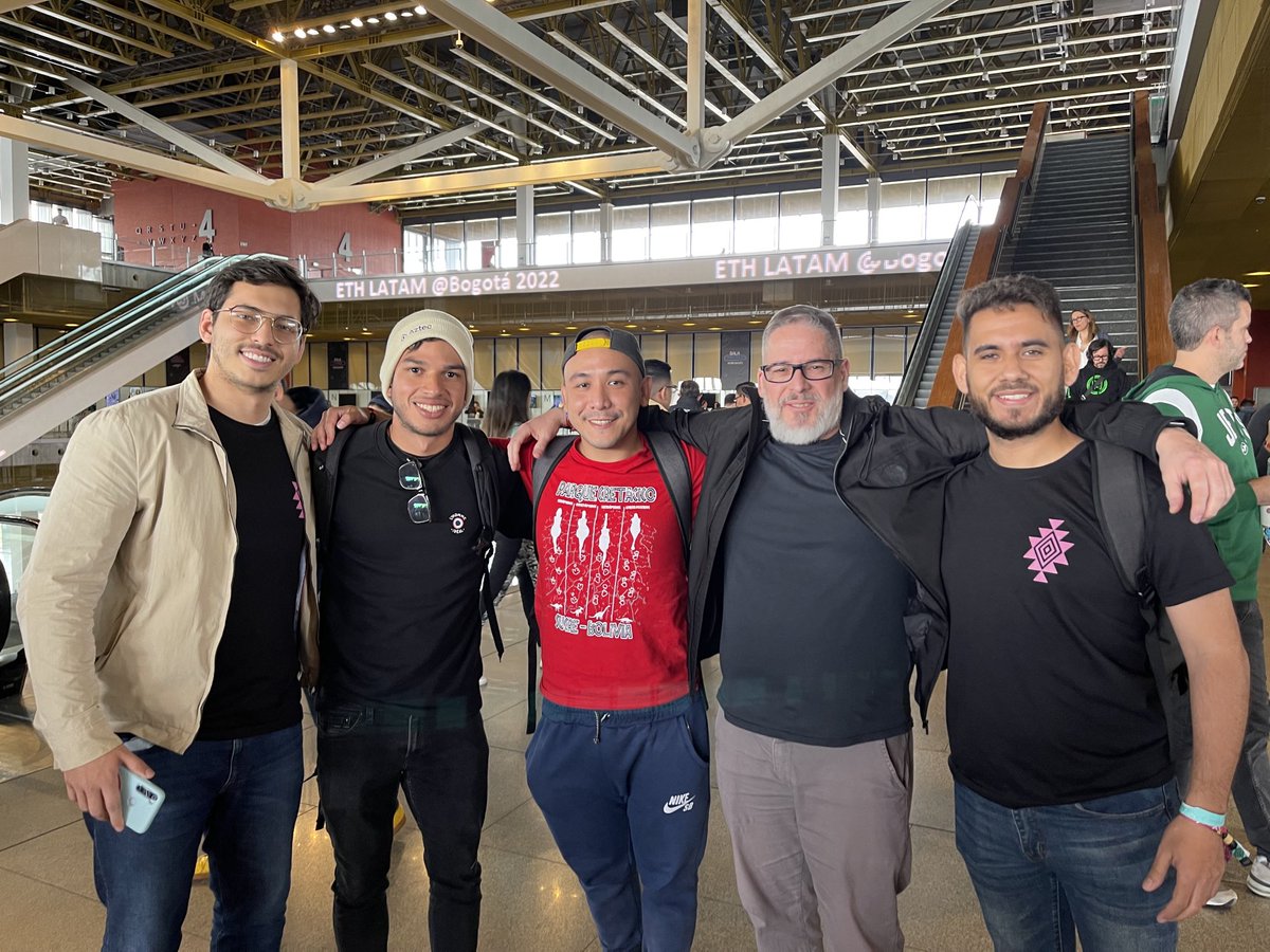 tomkat_cr's tweet image. #ethdevprogram is in da house @ethlatam Con el grupo de estudiantes graduados del reto #Ethereum #Developer Program de @platzi | #web3 | route to @EFDevcon con @soyJoseLamus @pinajmr @mgluisfernando @r3xakead0