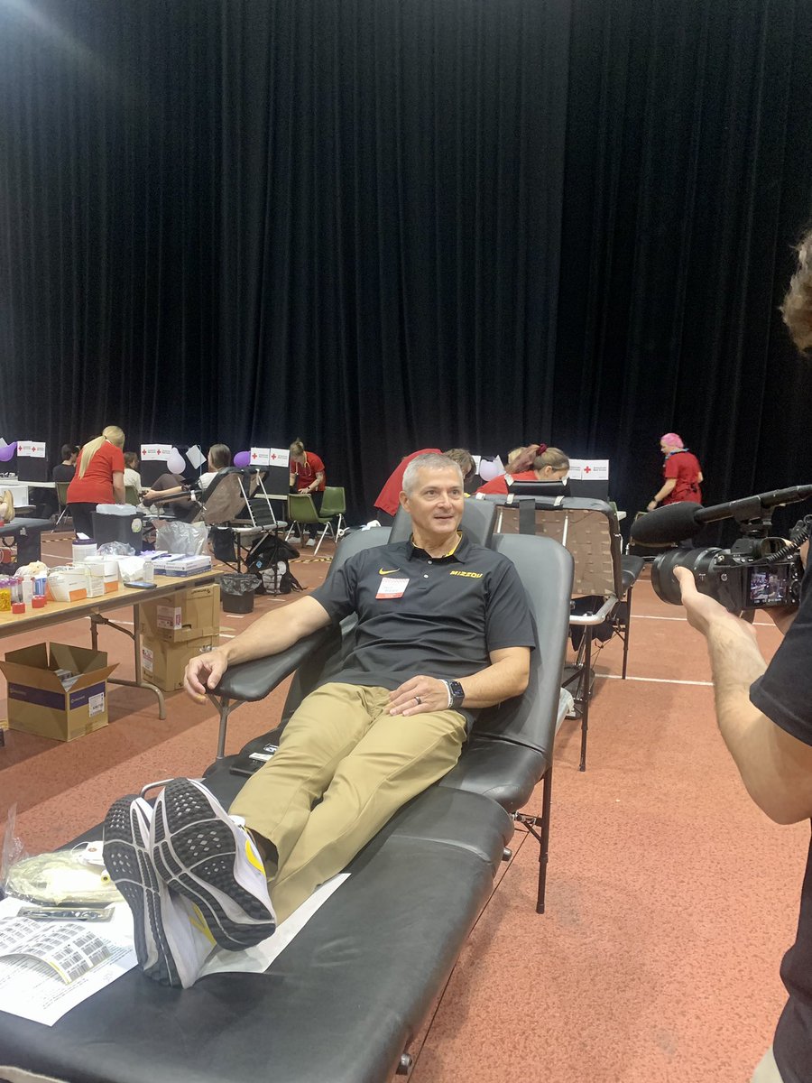 Thank you so much to one of our VIP blood donors, Steven Bieser, Mizzou’s head baseball coach! #mizzoublooddrive
