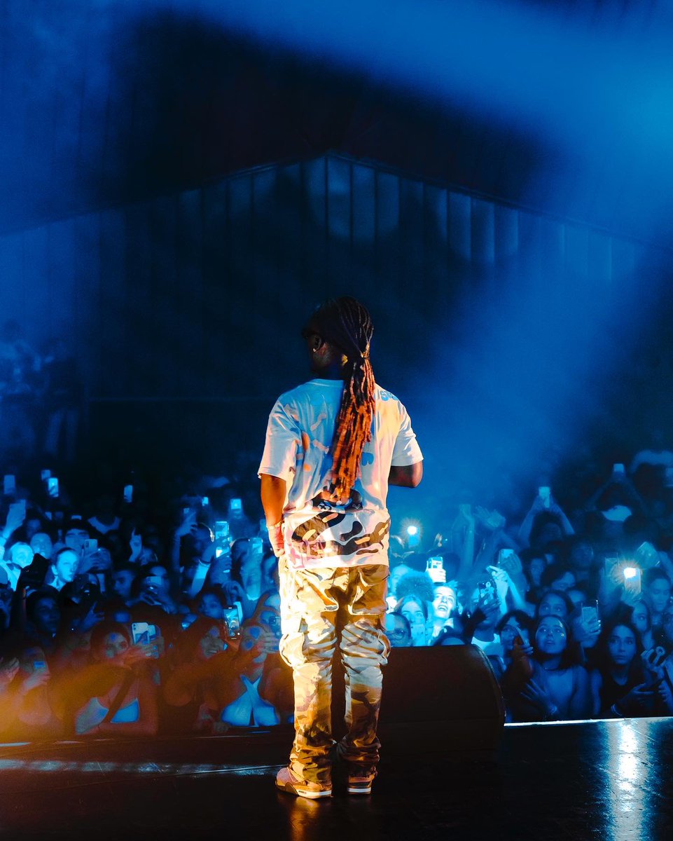 pedrolecitron's tweet photo. J’AI RÉALISÉ DES PHOTOS DE JOK’AIR LORS DE SON CONCERT A BORDEAUX ! 👀

#jokair #rap #rapfrance #raplume #concert #music #rapmusic #rappers #bordeaux https://t.co/2KxqFLq6z2