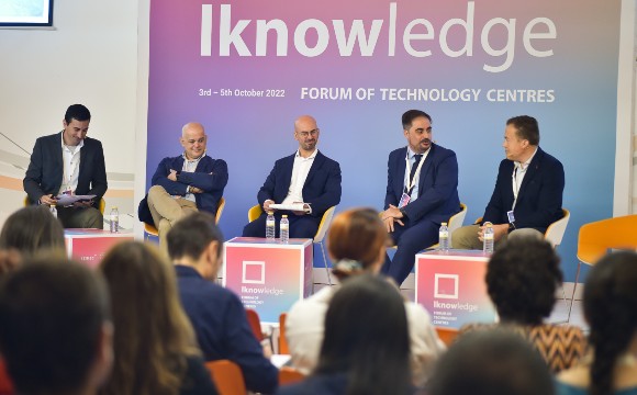 infoRMurcia's tweet photo. 🔊 El foro #Iknowledge de los centros tecnológicos europeos, 🇪🇺 en el que participaron más de una centena de investigadores, interconecta decenas de proyectos de I+D en favor de las empresas.
¡Clic para más!👇
https://t.co/o0GjrxbYTH https://t.co/RcKDuh2NYx