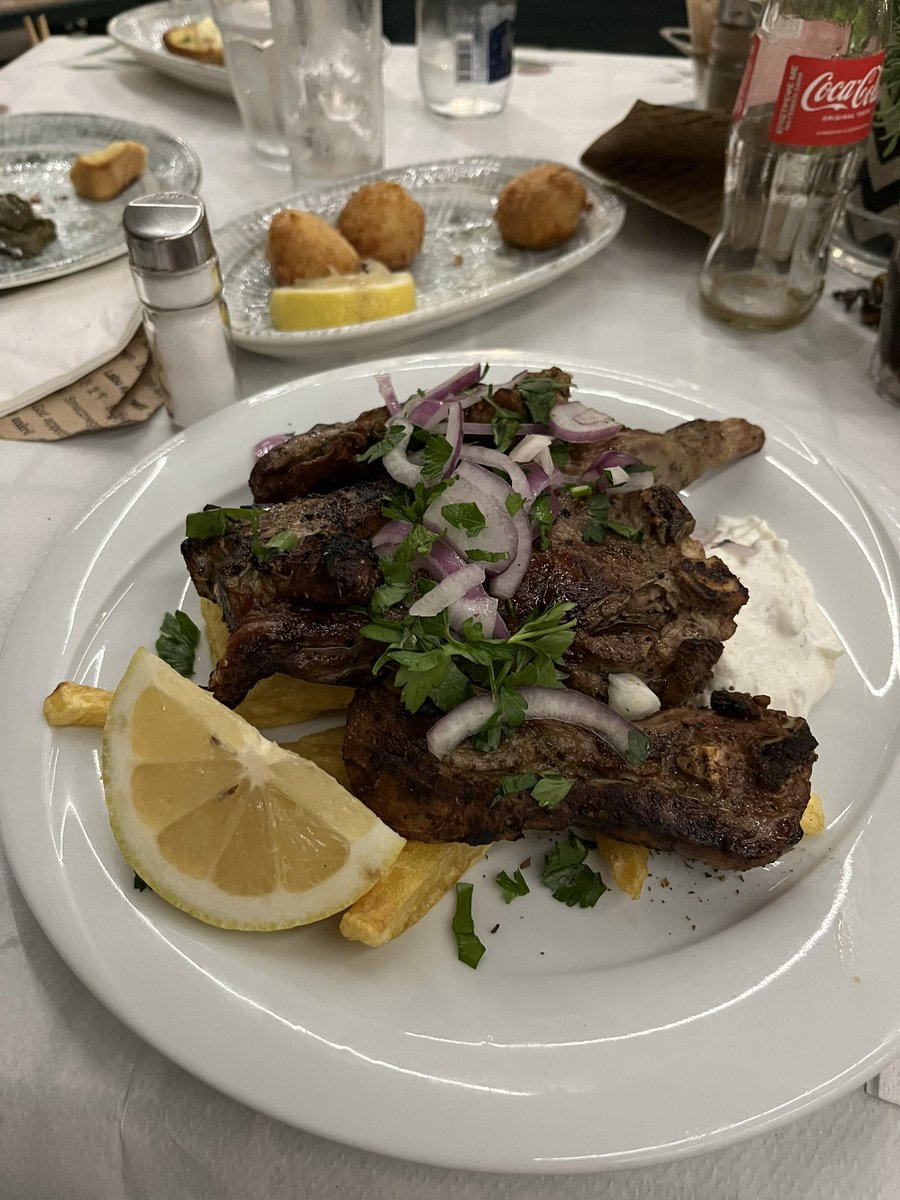 Ich fress den Griechen mal die Schafe weg