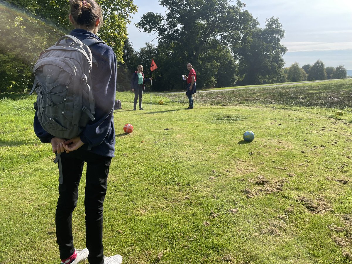 gherzonvd's tweet photo. World Mental Health Day 🌼Thanks to the massive hard work all the Therapies Team do at Franklyn. You need look after yourself so you can look after others, staff well-being is so important. Some pictures of our Team Away Day. @DPT_NHS #WorldMentalHealthDay2022 #Wellbeing #Nature https://t.co/Amci2EEmDL