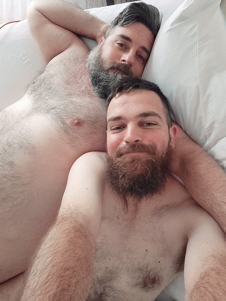 Waking up and cuddling with @p_cheekymonkey every morning for the past few weeks has been pretty amazing. Plus he smells great. 🥵