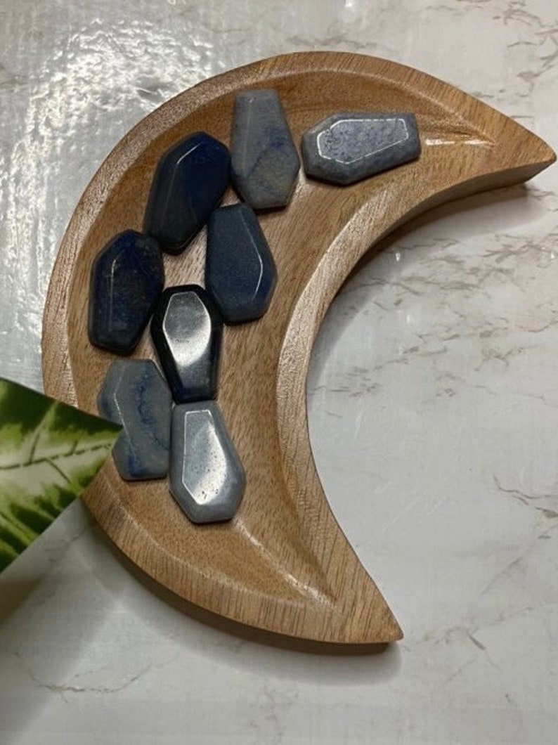 Crystalwandere1's tweet image. 😻🔥😻Blue Quartz Coffin - 1 Piece😻🔥😻
👉👉Shop Now💖🔥💖etsy.com/in-en/listing/…👈👈

#coffin #bluequartz #bluequartzcoffin #coffinstone #stone #crystalhome #clearcrystal #crystalhealing #crystal #crystals #crystaldecor #crystalstone #crystalshop