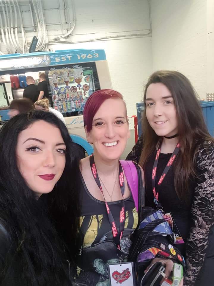 Miss_woods21's tweet photo. @Myall666 absolutely gutted to learn of your passing. One of the OGs in @NegansWivesClub and such a beautiful soul inside and out. Always gave to the charities we raised for. Was always there for others and just such an absolute joy to be around.
We love you ♥️ https://t.co/Lfa8c7dH1e