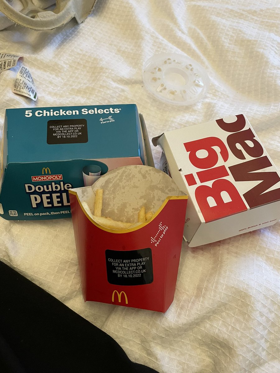 brobs77's tweet photo. After a crazy day at work implementing a new system this is needed #maccys #bigmac https://t.co/PrgpbFbTRX