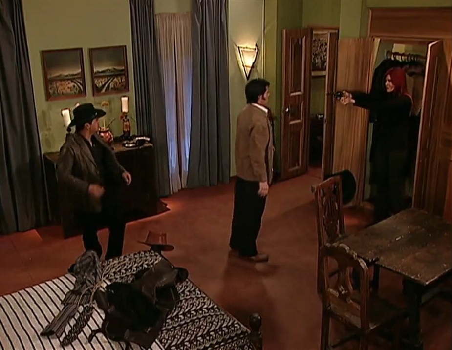 PasdeGavilanes's tweet photo. #PasiónDeGavilanes #GavilanesNova #PDG96 Fernando y Armando tratan de deshacerse de todas las pruebas que los vinculan con Dínora, pero se llevan una gran sorpresa. https://t.co/yDNdVMfdqX
