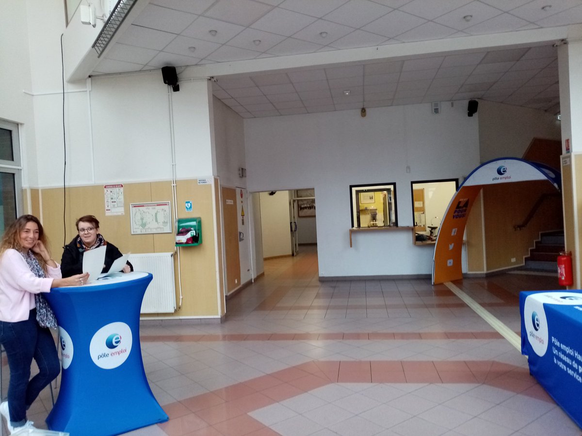 #Cadresenmetropole, c'est demain! Tout est prêt pour vous accueillir dans les meilleures conditions 😊 @poleemploi_HDF <a href="/Apec_HDF/">Apec_HDF</a>, ensemble 💪💪. Soyez prêts ! <a href="/thorel_karine/">Karine Thorel</a> @AutinGael @FredericDanel <a href="/SeverineDelong/">Delong Severine</a> <a href="/MSavary_PE/">Murielle Savary</a> <a href="/valeriefenaux/">Valerie Fenaux</a>