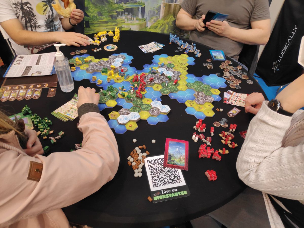 Ludically tweet media