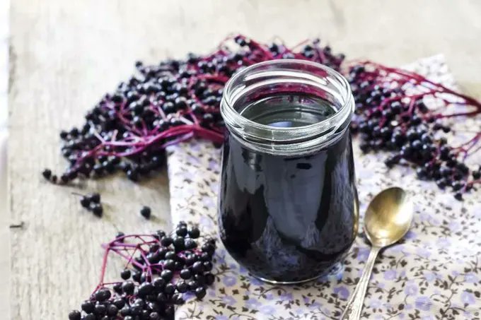 Elderberry syrup has been known to be a potent #flu fighter and works well to boost the #immunesystem. It is an immune system modulator, containing phenolic acids, #vitaminC and quercetin.  #health #healthy #drnatashafuksina #astramdhealth 
buff.ly/2JjBWXK