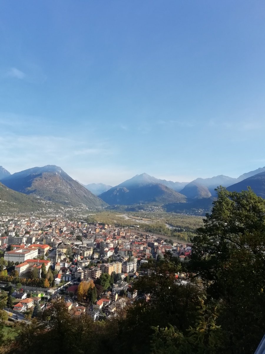 Vista dal Sacro Monte Calvario, Domodossola
<a href="/Mario16604832/">Mario Corbatto</a> <a href="/anboemo/">Antonio Boemo</a> <a href="/marina52182/">Marina ☃️☃️</a> <a href="/PattyBel86/">Patrizia Bellotti</a> <a href="/twitdomodossola/">Città di Domodossola</a> <a href="/regionepiemonte/">Regione Piemonte</a>