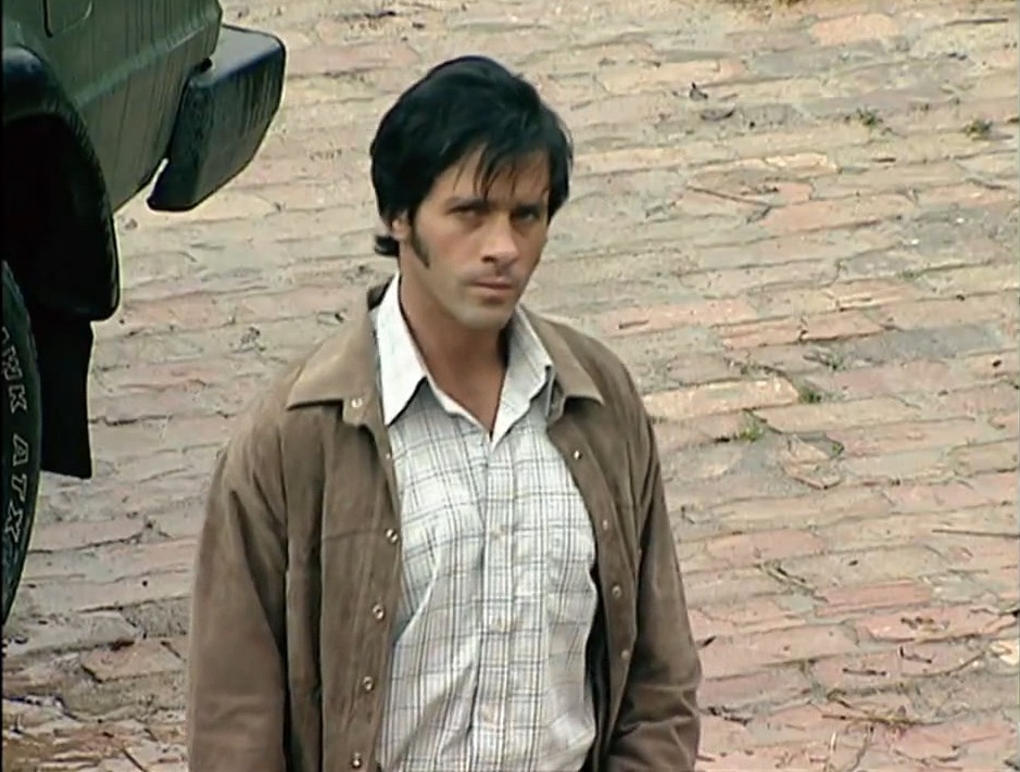 PasdeGavilanes's tweet photo. #PasiónDeGavilanes #GavilanesNova #PDG96 Doña Gabriela no está dispuesta a seguir tolerando el comportamiento de Fernando. https://t.co/ay4NaMBe5f