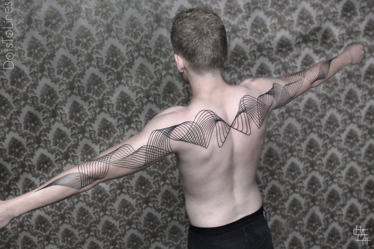 The_DotsToLines's tweet photo. Symmetry #dotstolines #lineart #linework #Minimal #tattoodesign #tattooartist #tattooart https://t.co/HiFM4i4rQ1