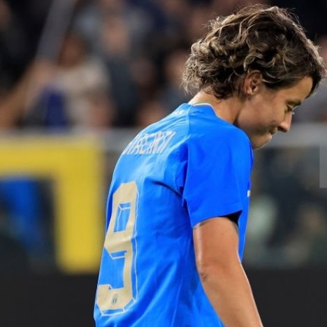 JBluetrix's tweet photo. Non c'è sconfitta nel cuore di chi lotta 💪🏻
@Giacinti9 TVB 🫶🏻♥️
#VG9 #AzzurreFIGC #ForzaAzzurre 💙💙 https://t.co/v16ConOJcR