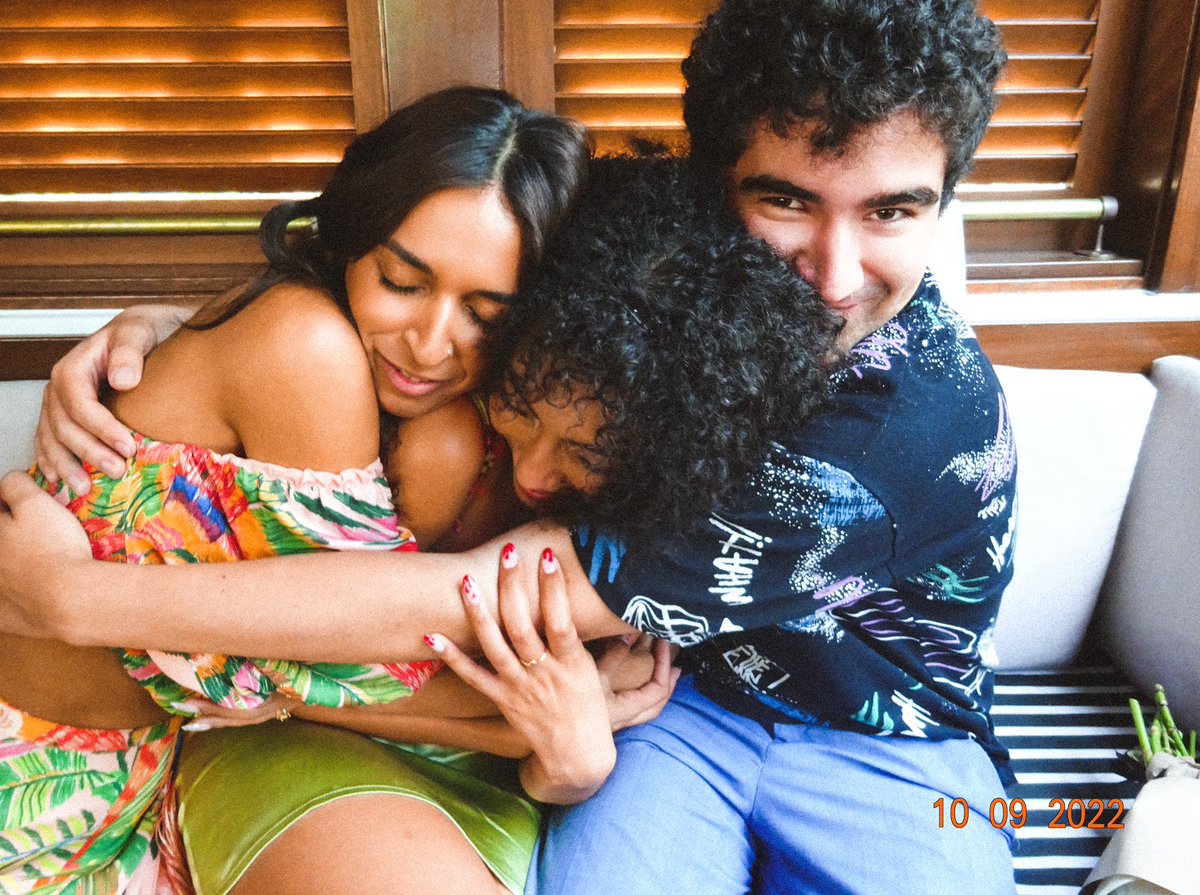 anygabrielly's tweet photo. so much love. thank you. #20DaAny 🤍✨ https://t.co/baTm0LtwdG