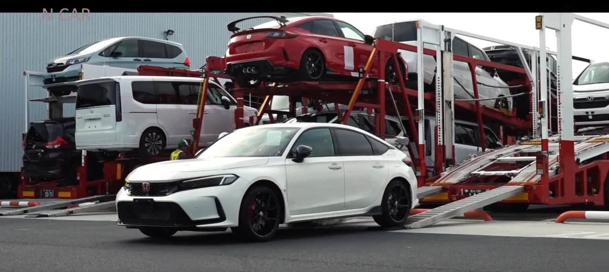 GPWAP2's tweet image. 2023 Honda Civic Type R - Factory Build youtu.be/jqXp1eCxKEs
#FL5 #civictyper #honda #civic