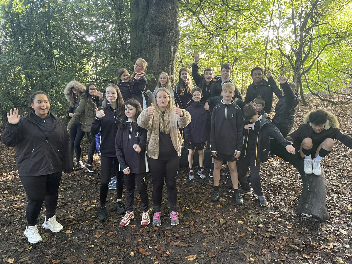 CHSC_Science's tweet photo. 7L are off on the @christofidelis #SPV society charity walk. Beautiful morning for it! And on #WorldMentalHealthDay too!! 🚶‍♂️🚶🌳 https://t.co/8O2I5S0JjR