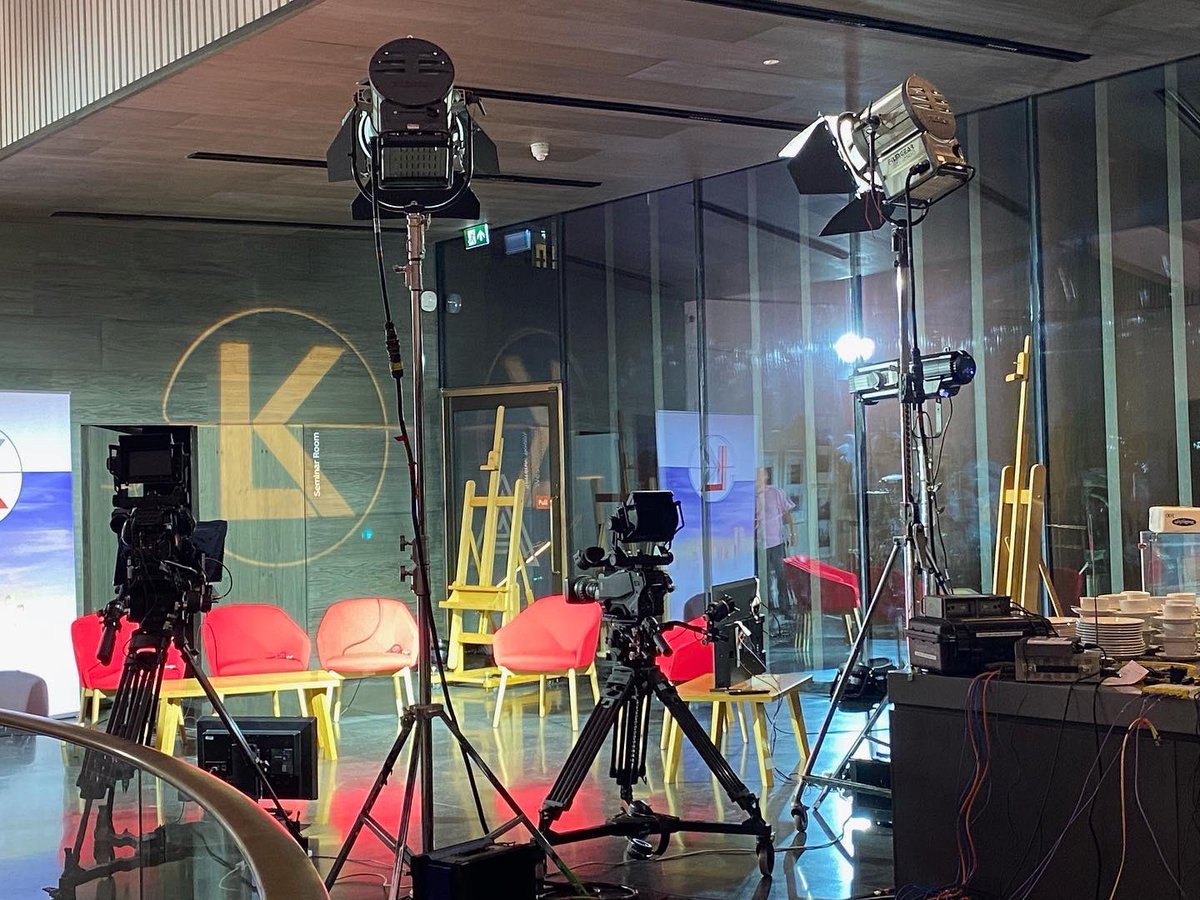 JPFTVS's tweet photo. Busy weekend for us across the country providing our power generation, wet &amp; dry hire lighting nationwide. We were delighted to provide the power, distribution &amp; lighting equipment for yesterday’s Laura Kuenssberg Show, in Aberdeen. TY Mark Barclay. More 
https://t.co/V6eCOM8tgP https://t.co/OaxNyDVet2