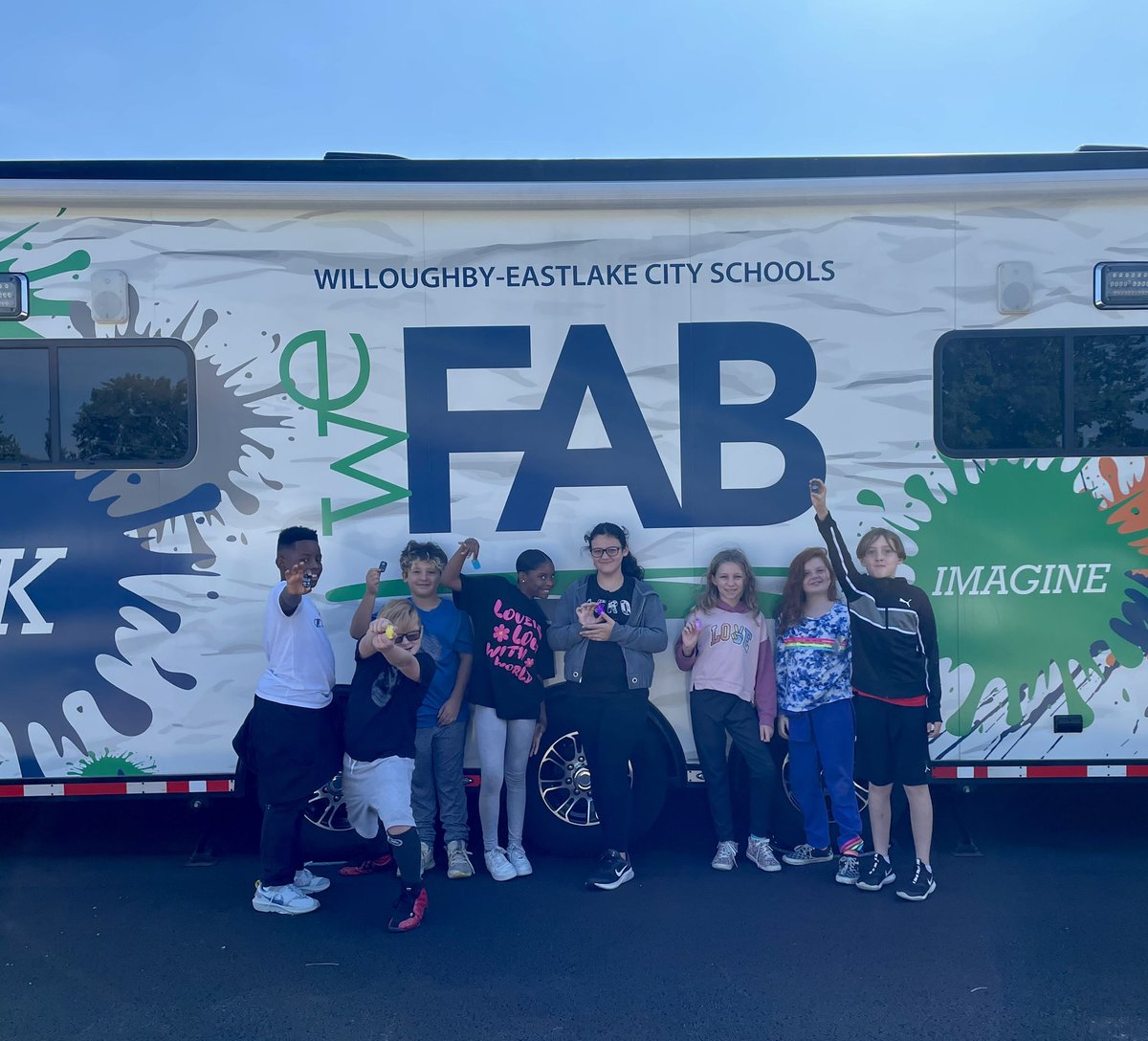 WEstemLADY's tweet image. Mrs. Geiger’s 5th graders used our @EpilogLaser to engrave their own designs on dog tags today.  @wefabmobile @WESchools @mrslegerski @RoadrunnerROCKS #fablab #mobilefablab