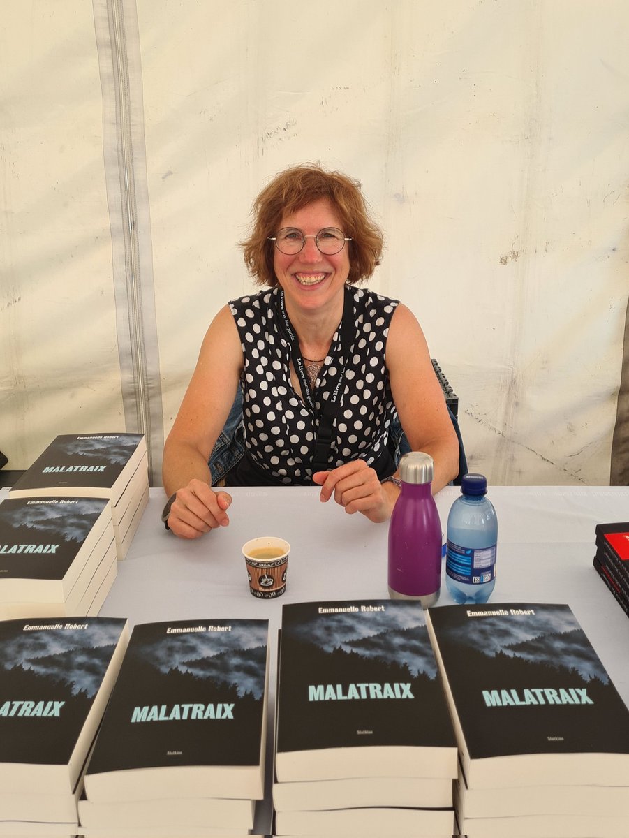 Boblemma's tweet photo. Selon la RTS, un best-seller en Suisse romande est un livre vendu à plus de 1000 exemplaires. Près d'un après sa sortie, mon 1er roman #Malatraix est donc un Best seller! C'est fou! https://t.co/SYVkgauiRG