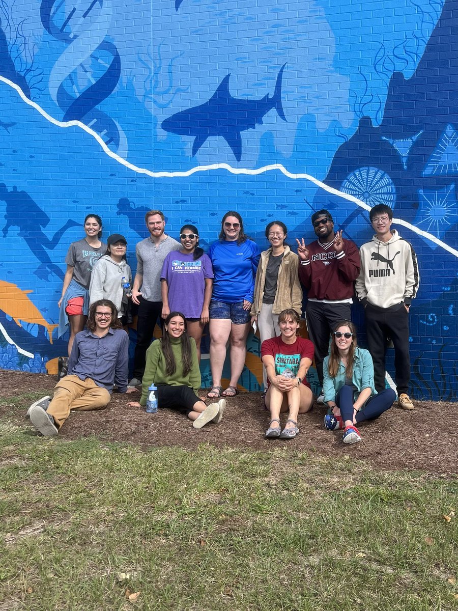 annesmileyy's tweet photo. The 2022 @UNC_EMES grad student retreat was amazing! Loved spending time outdoors with fellow students and learning about some cool science. And HUGE thank you to @drjanetnye and @AntonioBRodrig for spending some time with us ☀️ https://t.co/0NOdUK94NX