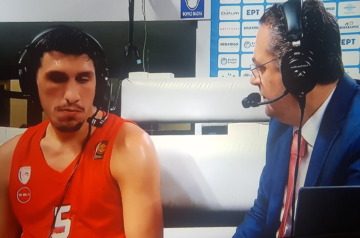 damian_vii's tweet photo. 🙏🙏🙏 #apololy #OlympiacosBC https://t.co/IMWMpHuIaN