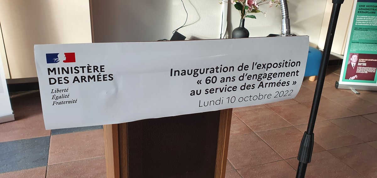 PhiBLANCH's tweet photo. Inauguration de l'exposition "60 ans d'engagement du SGA au service des armées" au Cercle Saint-Ruth à Lille @ArmeeszoneNord @RC_TERRE_NORD
#SGA #DMCA #DTPM #SID #DAF #DRHMD #DAJ #DTIE #DSNJ https://t.co/CgthHtvWQn
