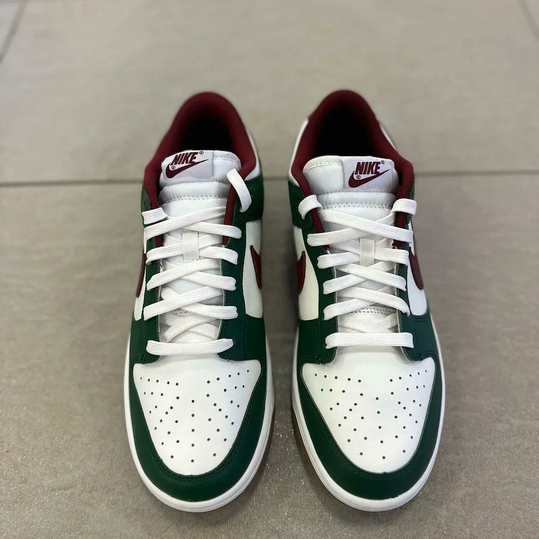 In Hand Look at the Nike Dunk Low “Gorge Green/Team Red” bit.ly/3BtsxqM
