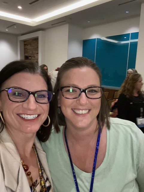 lauram99's tweet photo. It's always a treat to meet students face-to-face! So glad to see so many of our MLS students (current and alum) at the NCSLMA conference. https://t.co/S78VifRLlN