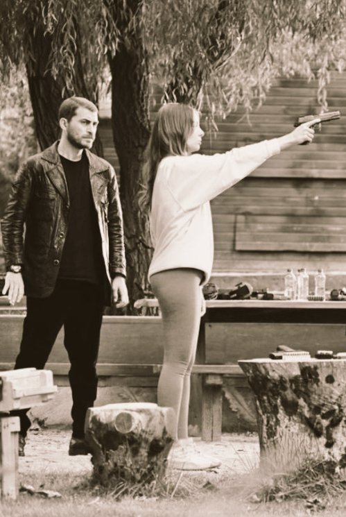 AmaAzaldiKinim_'s tweet photo. Tek odak noktam...#BBCS #AzSun #minaderman #ErenVurdem https://t.co/EifaYu0jjq
