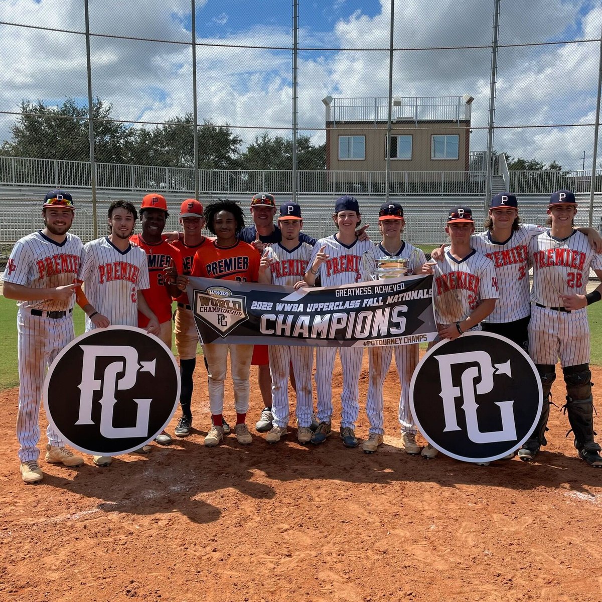 PG_Tourney's tweet photo. Upperclass Fall Nationals

🏆Champions: NOVA Premier 18u
🥈Finalists: The BASE Astros (not pictured)
🏅MVP: Jack McCarthy
🏅MVPitcher: Jackson Hulcher https://t.co/FzFyWPDB3L