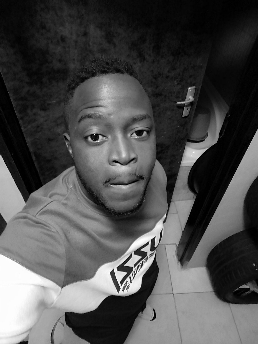 CodeinJ's tweet image. 