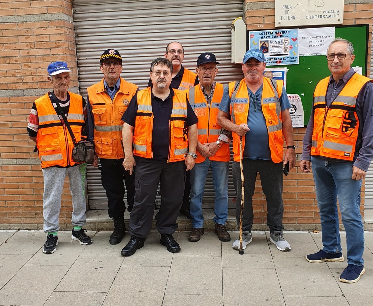 AvpcSabadell's tweet photo. Avui hem organitzat una batuda amb els efectius disponibles per a buscar a la zona nord el nostre veí  José Cañete, desaparegut des del dia 04/10/2022. Si teniu qualsevol informació que pugui ajudar, contacteu amb el 112. https://t.co/EgrYgx5vuY