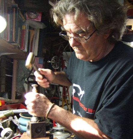 KatieDeits's tweet photo. Watch Eric Folsom demonstrate his metal craft and attend Artists' Workbench closing reception. Best of the Bay Awards, Festival and more! - https://t.co/4IxS4s7HQR https://t.co/k4fWgcDj3R