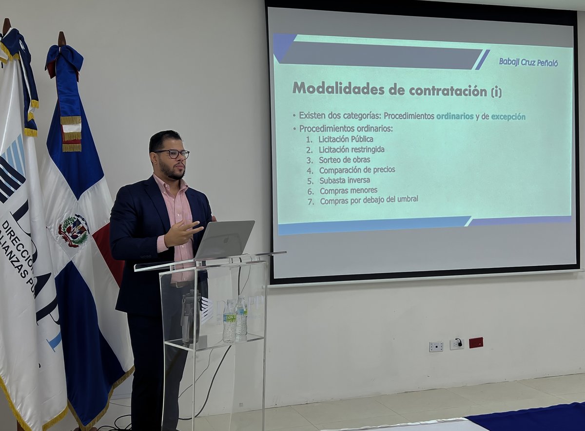 En la #DGAPP honramos el compromiso de fomentar buenas prácticas de administración en las compras públicas, por eso propiciamos y participamos en la capacitación “Fundamentos de Buena Administración en la Contratación Pública”, con el experto jurista, <a href="/babajicruz/">Babaji Cruz Peñaló</a>.

#GobiernoÉtico