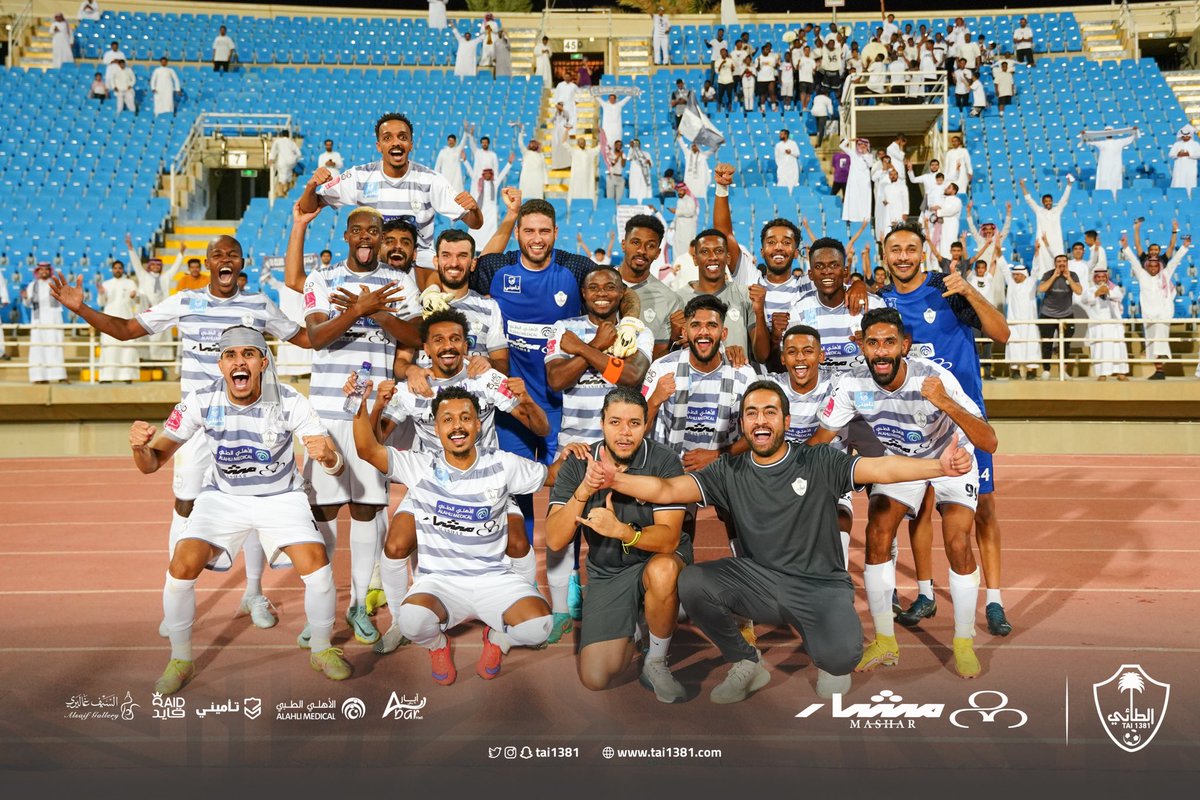 Mu_Q10's tweet photo. الحمدلله حمداً طيباً مباركاً ، الحمدلله دائماً
الف الف مبروك جمهورنا الغالي الثلاث نقاط
الله يديم الافراح علينا يارب شكراً لدعمكم ❤️ https://t.co/AUEv24EkPN