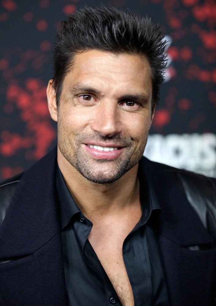 JuanC_Rdgz's tweet photo. ๐ฌ Happy Birthday Manu Bennett ๐๐ฌ
#ManuBennett #TheHobbitAnUnexpectedJourney #TheHobbitTheDesolationofSmaug #TheHobbitTheBattleoftheFiveArmies #AzogtheDefiler #Arrow #SladeWilson #Deathstroke #HappyBirthdayManuBennett https://t.co/hc90jqnFqy