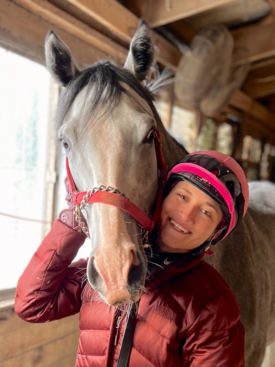 Hannah Leahey tweet media