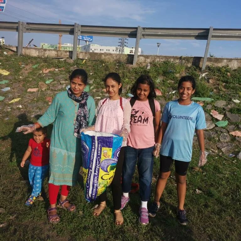 CycloneeMohanty's tweet photo. And here presenting @SATTVIC_SOUL little Avengers ❤️ If they get matured about their responsibility towards society at their early stage then what is stopping us!!! So let's start from now! yes #ClimateEmergency is real🙂 @SDGOdisha @Sdg13Un @CMCCuttack @CuttackDM https://t.co/y9iTH5Uqpt