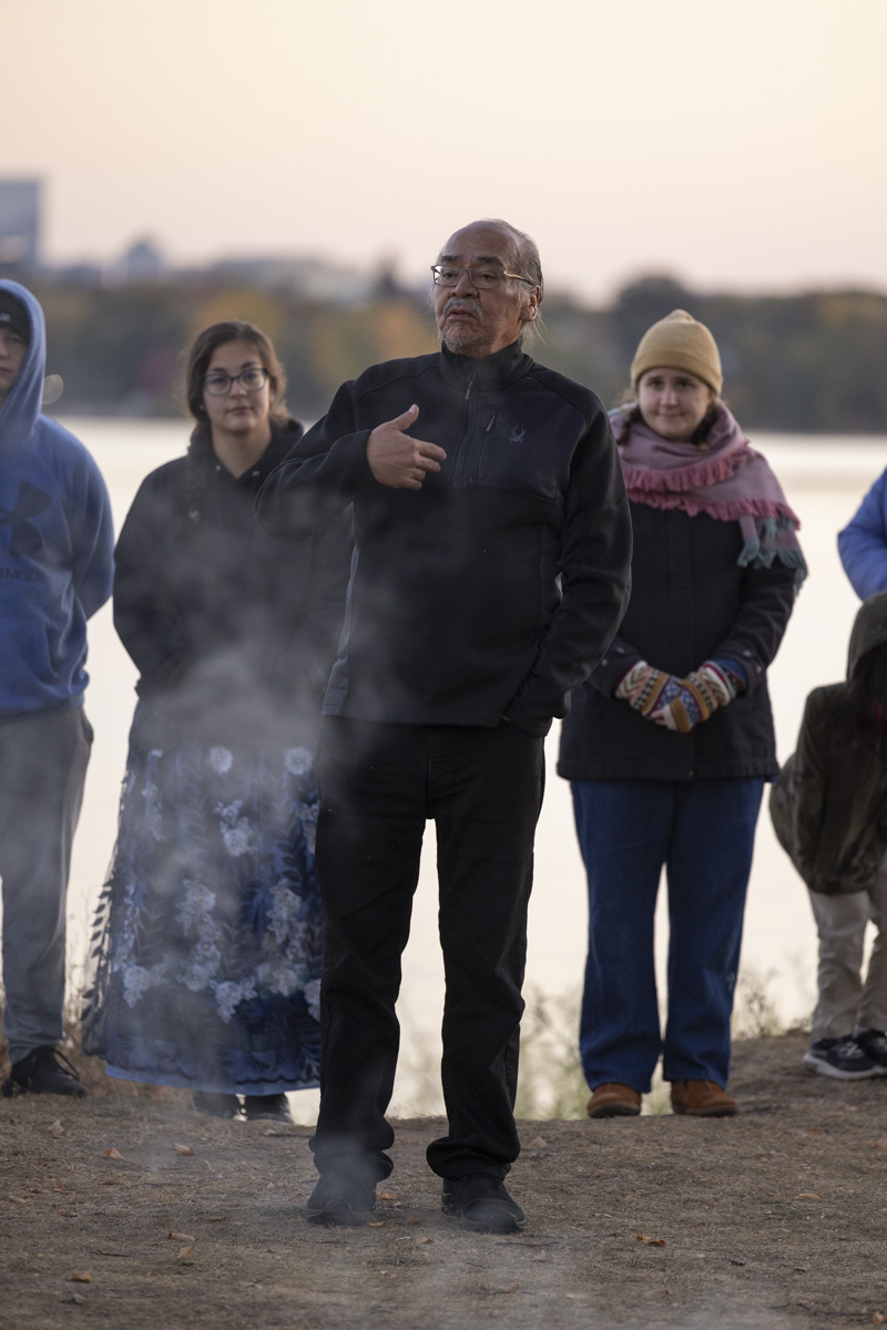 SahanJournal's tweet photo. @Jaida_GreyEagle Community members gathered in a circle to offer prayers and songs led by Wakinyan, Thorne and Lemoine LaPointe (Sicangu Lakota) as the sun rose above the lake in Minneapolis. https://t.co/Auimp3VnNf
