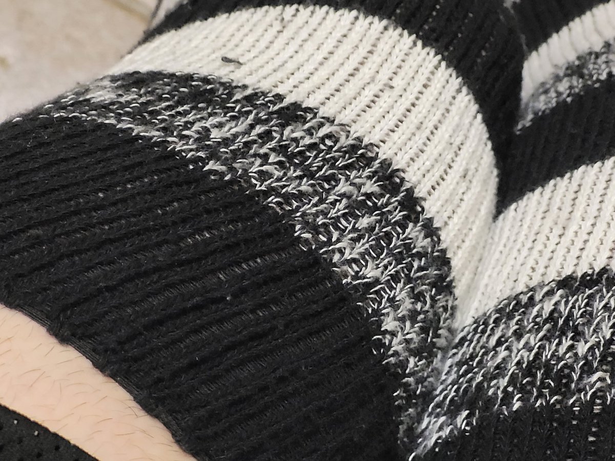 bigsoftwolf's tweet image. Yea I'm posted up at work