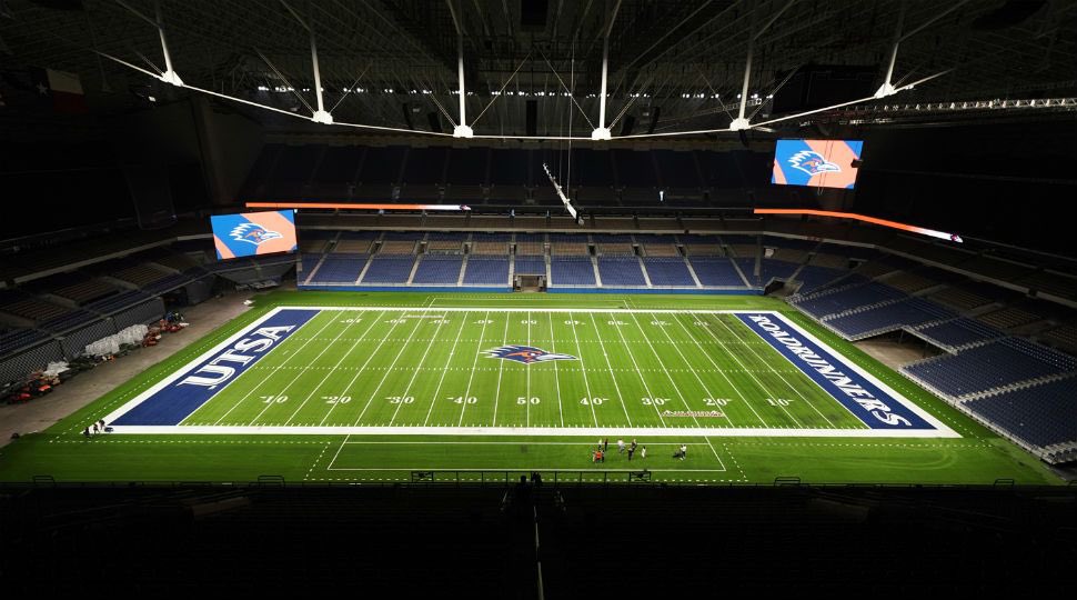 Caleb “C1” Crenshaw (@calebcrenshawc1) on Twitter photo #AGTG I AM BEYOND BLESSED TO RECEIVE MY FIRST OFFER FROM THE UNIVERSITY OF TEXAS AT SAN ANTONIO 🟠🔵 #BirdsUp <a href="/Coach_Griffin_/">Julian B. Griffin</a> <a href="/Coach_Fenner6/">Jahmal Fenner Sr.</a> <a href="/coachWillCo/">Colin Williams</a> <a href="/tajee_mcdonald/">Coach T</a> #AGTG I AM BEYOND BLESSED TO RECEIVE MY FIRST OFFER FROM THE UNIVERSITY OF TEXAS AT SAN ANTONIO 🟠🔵 #BirdsUp <a href="/Coach_Griffin_/">Julian B. Griffin</a> <a href="/Coach_Fenner6/">Jahmal Fenner Sr.</a> <a href="/coachWillCo/">Colin Williams</a> <a href="/tajee_mcdonald/">Coach T</a>