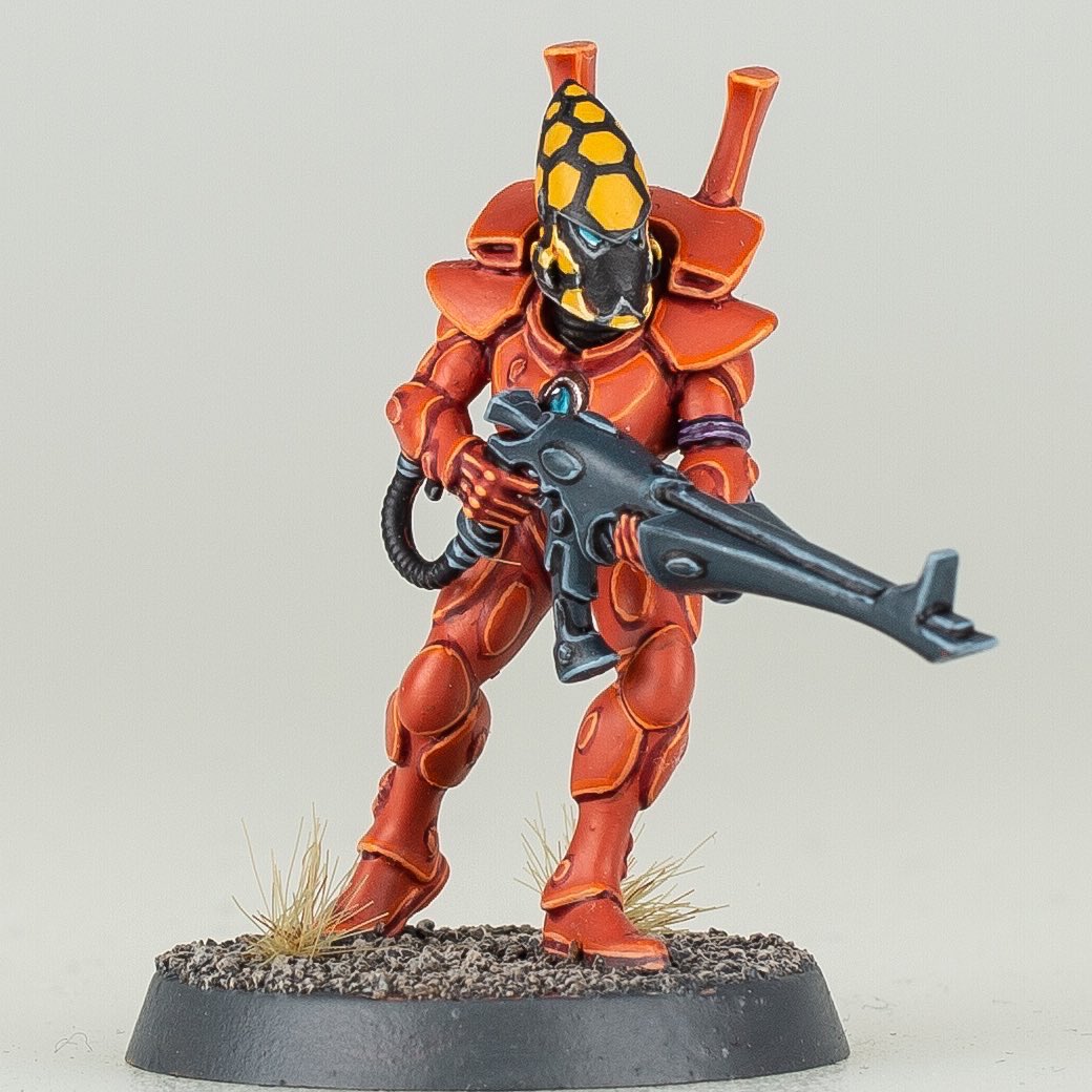 snapeharvey1992's tweet photo. Two more Guardian Defenders painted for the unit! Only six more and the weapons platform to go! :) #paintingwarhammer #warhammer #gw #warhammer40k #warhammercommunity #aeldari #eldar https://t.co/7yctnZIhvC