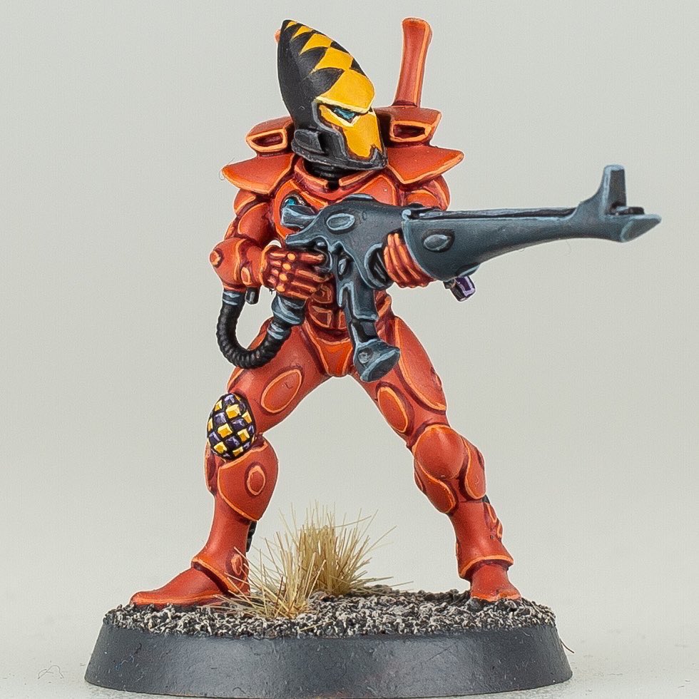 snapeharvey1992's tweet photo. Two more Guardian Defenders painted for the unit! Only six more and the weapons platform to go! :) #paintingwarhammer #warhammer #gw #warhammer40k #warhammercommunity #aeldari #eldar https://t.co/7yctnZIhvC