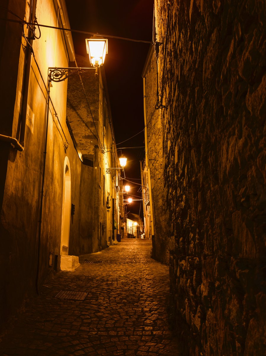 DeflowerNet's tweet image. 國語：臨成立破處網兩週年，要盡力提高Twitter出帖率，Twitter賬號差不多開通兩週年，只有幾則推文......愧對跟隨者。
粵語：臨成立破處網兩週年，要盡力提高Twitter出post率，Twitter賬號差唔多開通兩週年，得幾則推文......愧對follower。